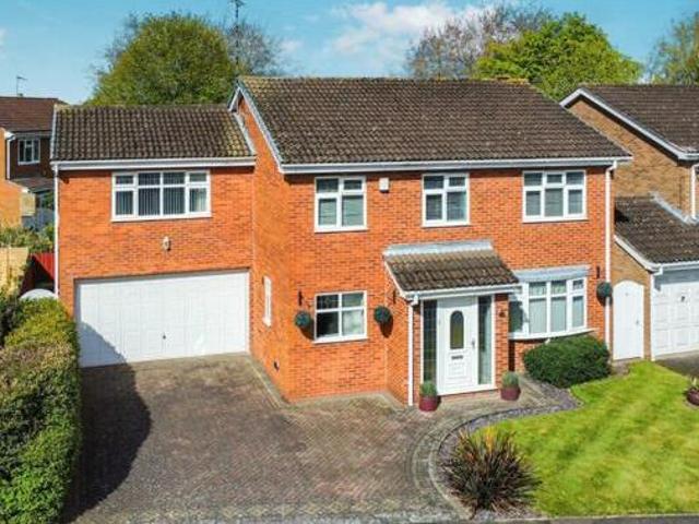 House for sale in Camp Hill, Warwickshire