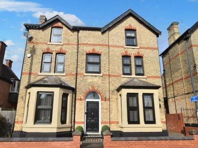 House for sale in East Midlands