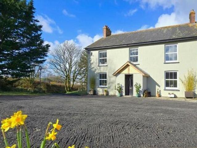 House for sale in Weir Quay, Devon