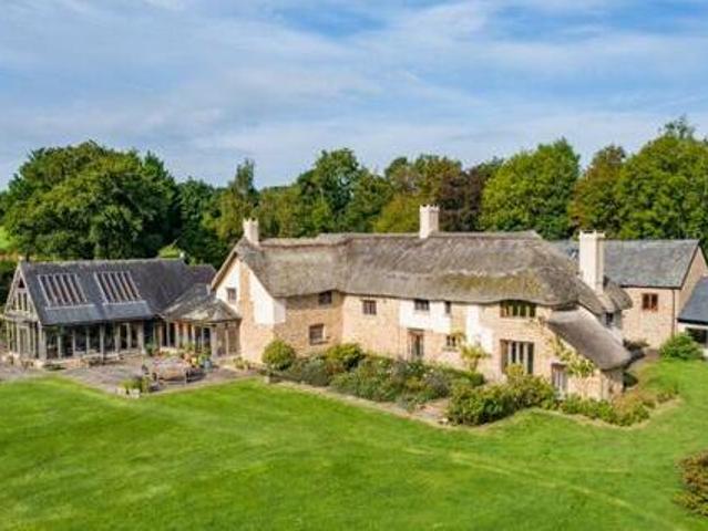 House for sale in Weir Quay, Devon