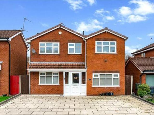 House for sale in Roby Mill, Lancashire