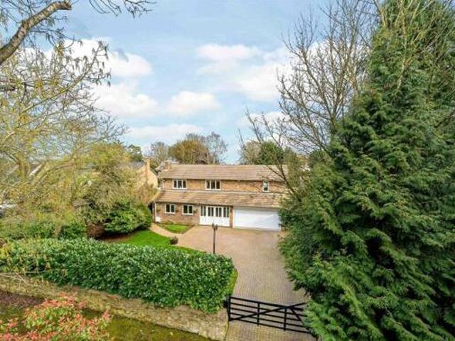 House for sale in Hampton Green, Cambridgeshire