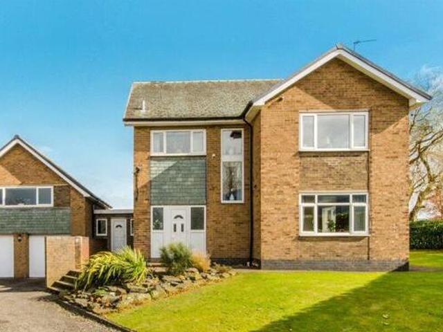 House for sale in Ossett, West Yorkshire