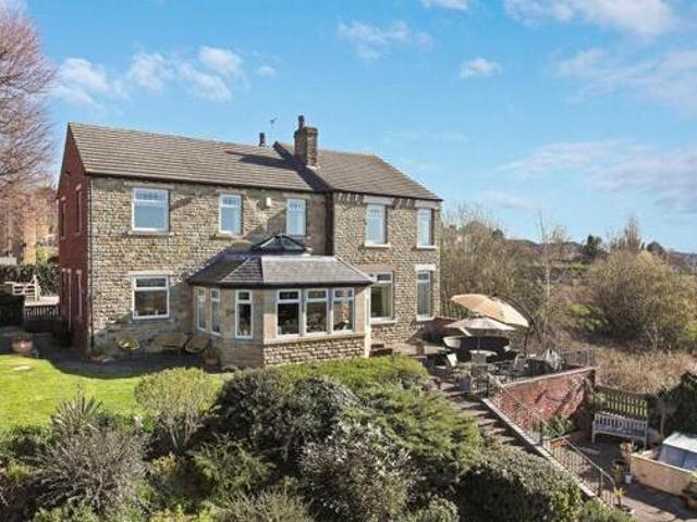 House for sale in Ossett, West Yorkshire