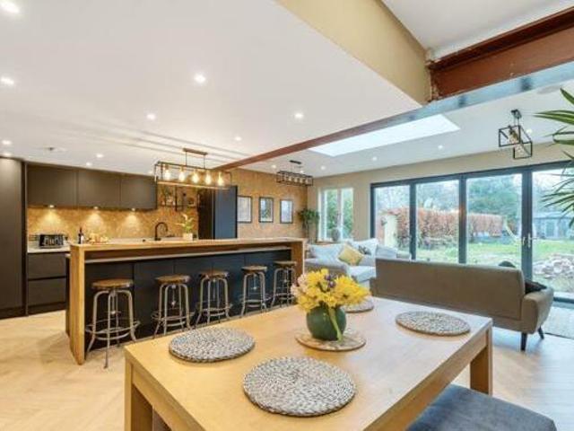 House for sale in The Slade, Oxfordshire