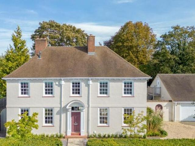 House for sale in The Slade, Oxfordshire