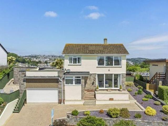 House for sale in Goodrington, Livermead