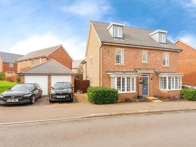 House for sale in Lyons, Greater London