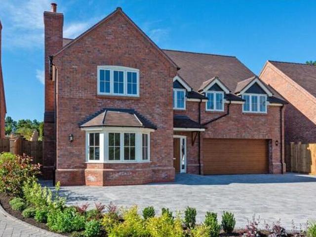House for sale in Crookhill, Worcestershire