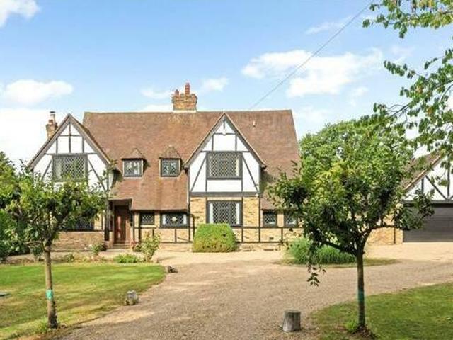 House for rent in Surrey