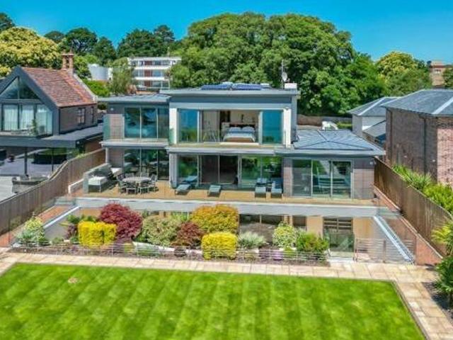 House for sale in Poole
