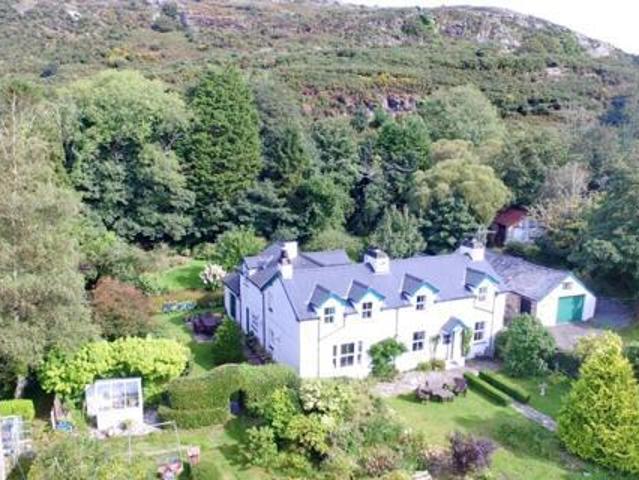 House for sale in Porthmadog, Wales