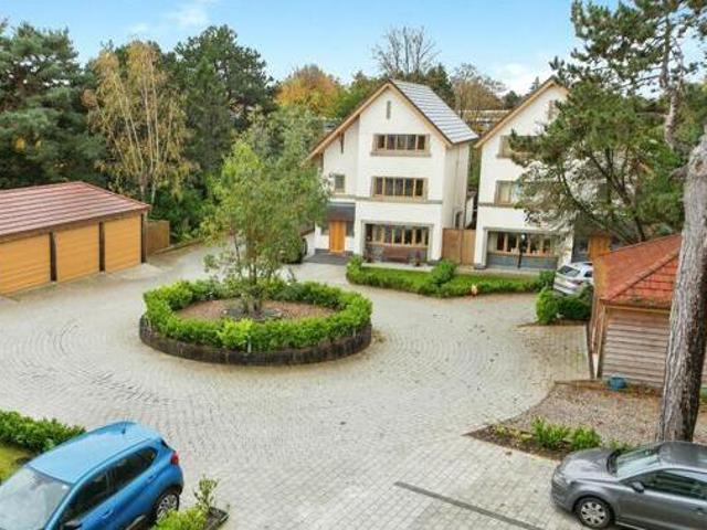 House for sale in Lyons, Greater London