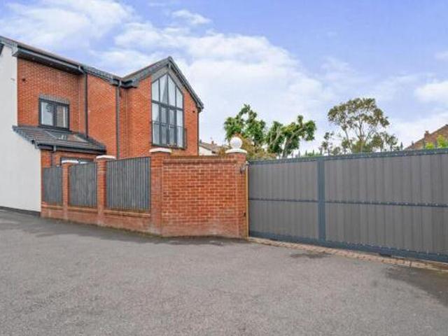 House for sale in Prescot, Knowsley