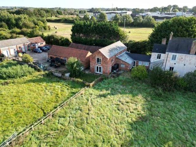 House for sale in Higher Bartle, Lancashire