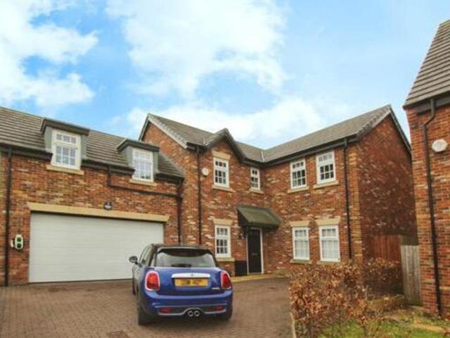 House for sale in Higher Bartle, Lancashire