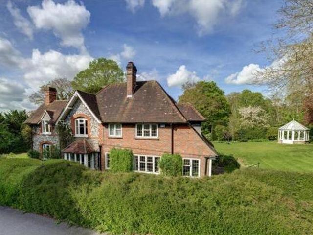 House for sale in Whiteleaf, Princes Risborough