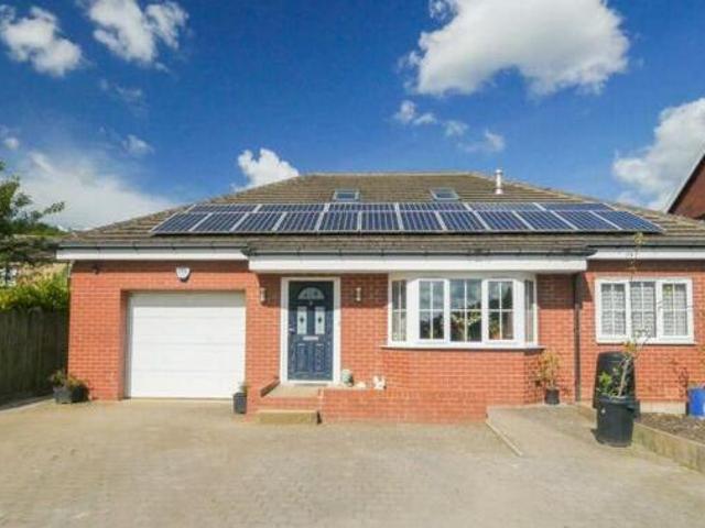 House for sale in Pudsey, West Yorkshire