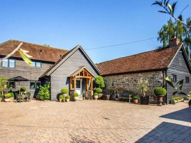 House for sale in Horsham, West Sussex