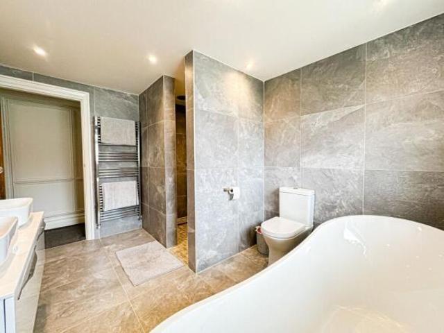 Farm for sale in Calderstones