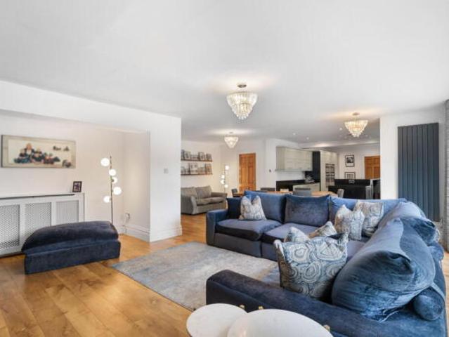 Farm for sale in Calderstones