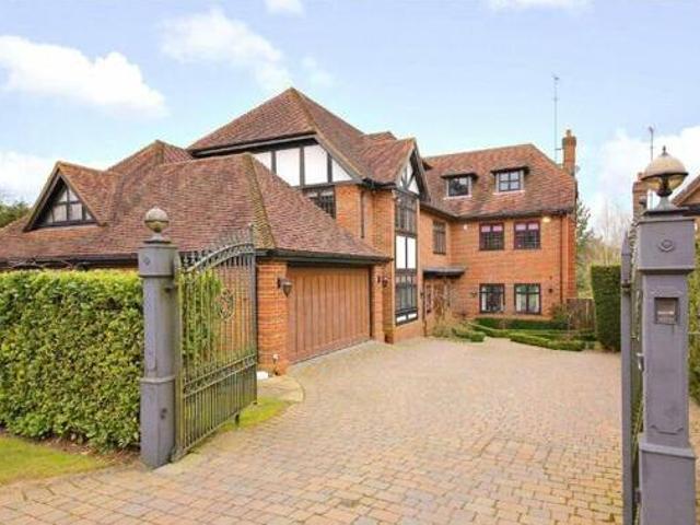House for sale in Radlett, Hertfordshire