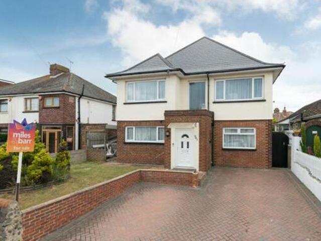 House for sale in Westwood, Acol