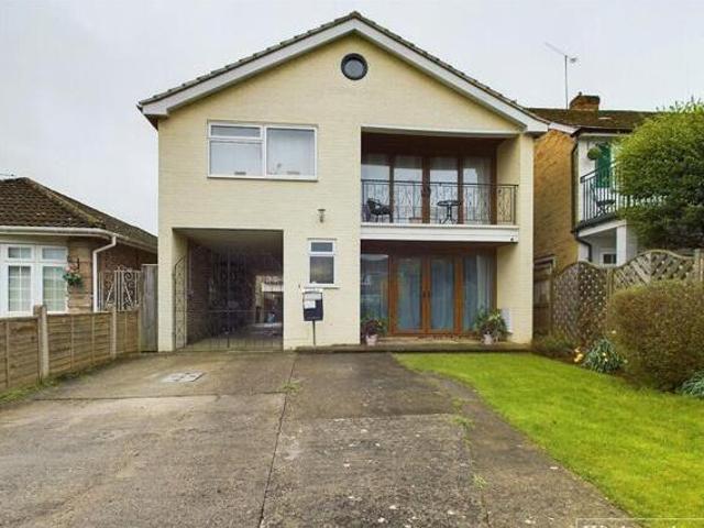 House for sale in Reading