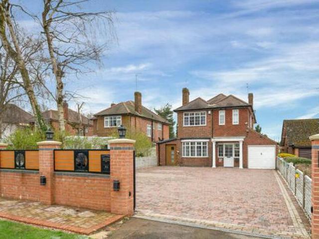 House for sale in Red Hill, Surrey