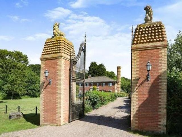 House for sale in Costhorpe, East Midlands