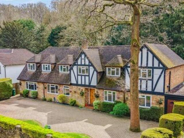 House for sale in Batchworth, Hertfordshire