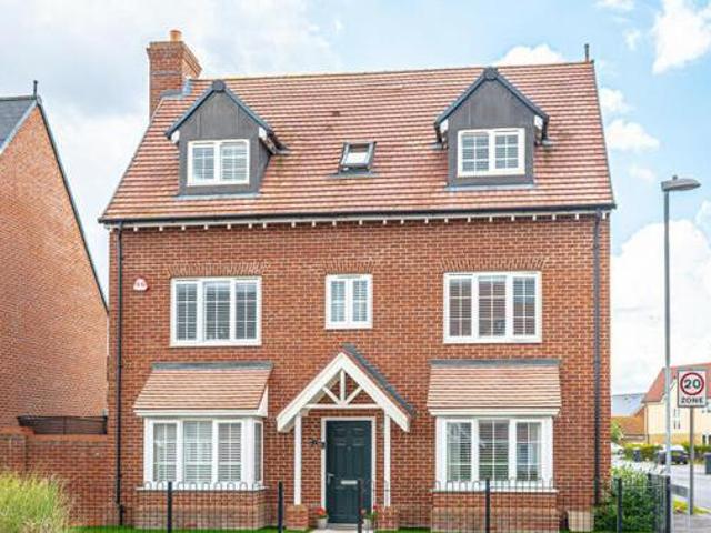House for sale in Stroud Green, Barling