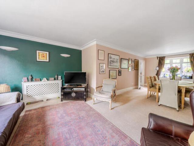 Farm for sale in Wexham, Iver