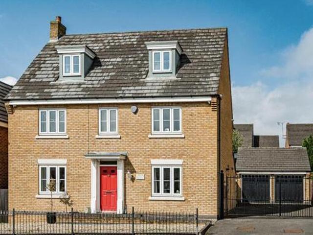 House for sale in Halesowen, West Midlands
