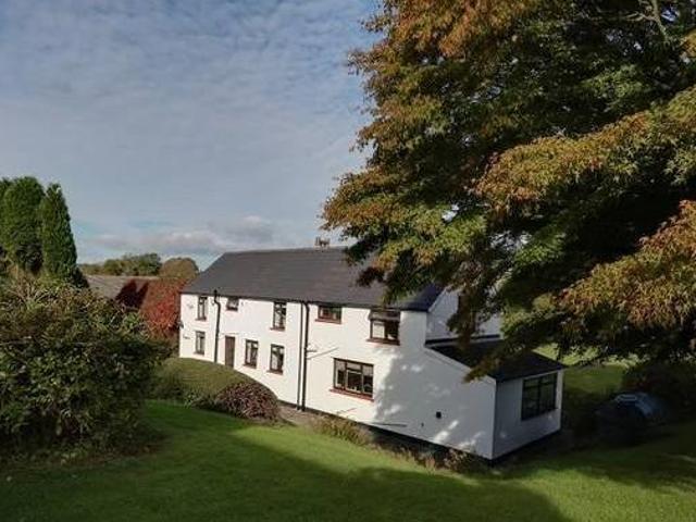 House for sale in Gloucestershire