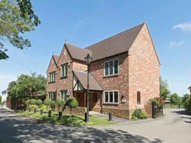 House for sale in Broadwell, Rugby