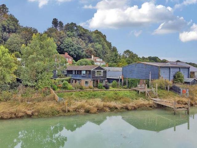 House for sale in Heathlands, East Sussex