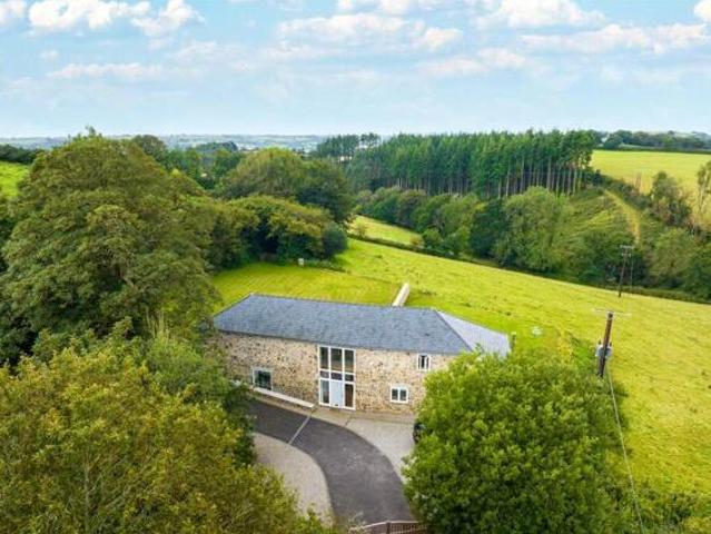 House for sale in Saltash, Cornwall