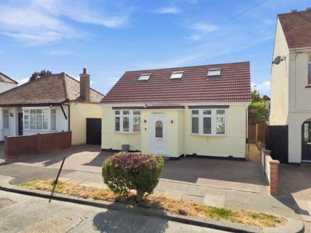 Farm for sale in Alton Barnes