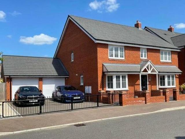 House for sale in Shefford, Bedfordshire