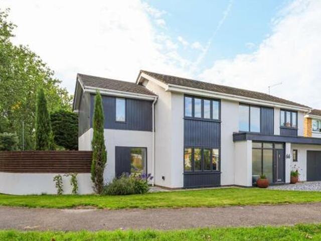 House for sale in Lower Halliford, Surrey