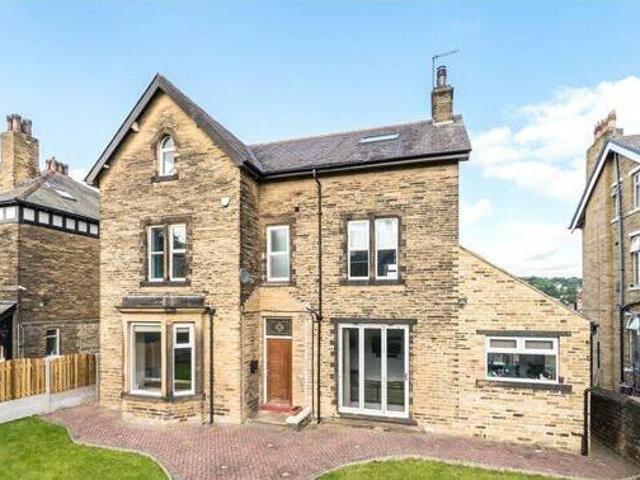 House for sale in Baildon, Bradford