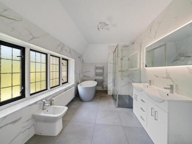 Farm for sale in Shortlands, Greater London