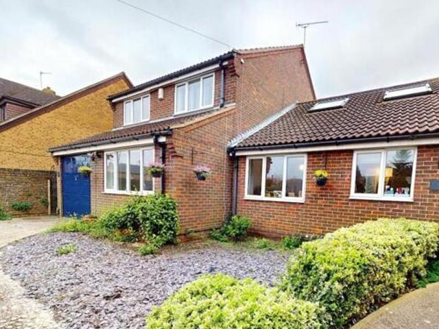 House for sale in Oad Street, Kent