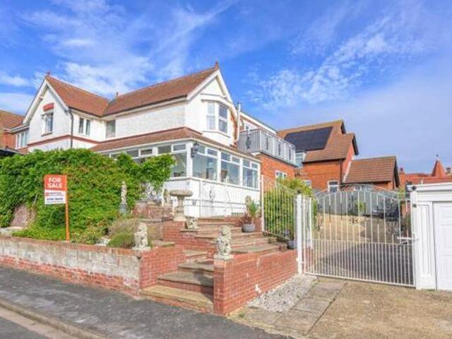 House for sale in Seacroft, Belleau