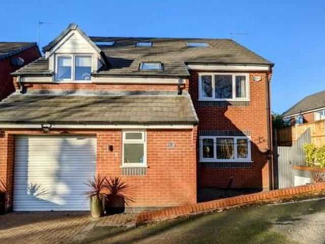 House for sale in Skelmersdale, West Lancashire