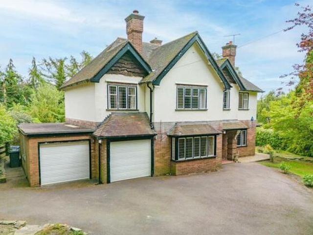 House for sale in Loundsley Green, East Midlands