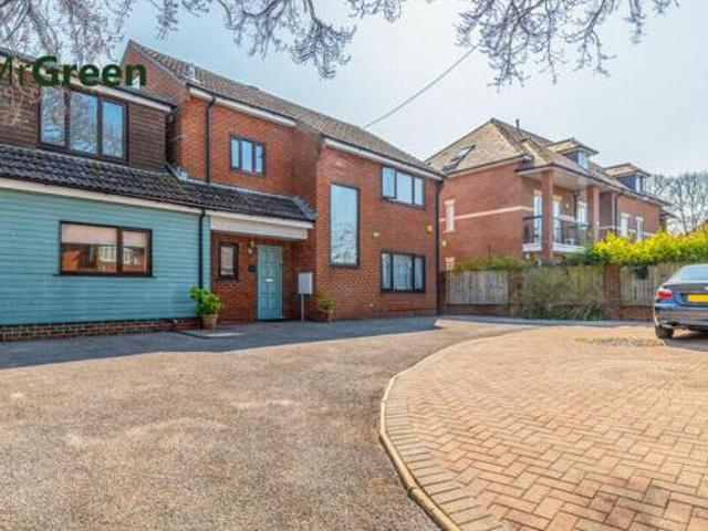 House for sale in Bournemouth, Bournemouth, Christchurch and Poole