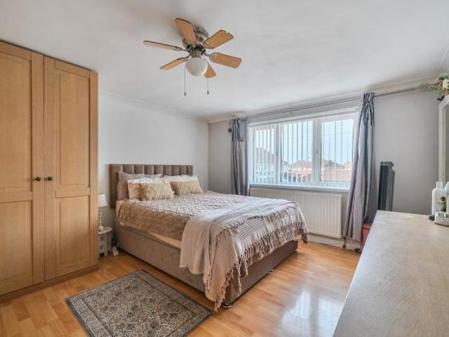 Farm for sale in Slough