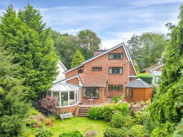 House for sale in Woodseaves, Baswich